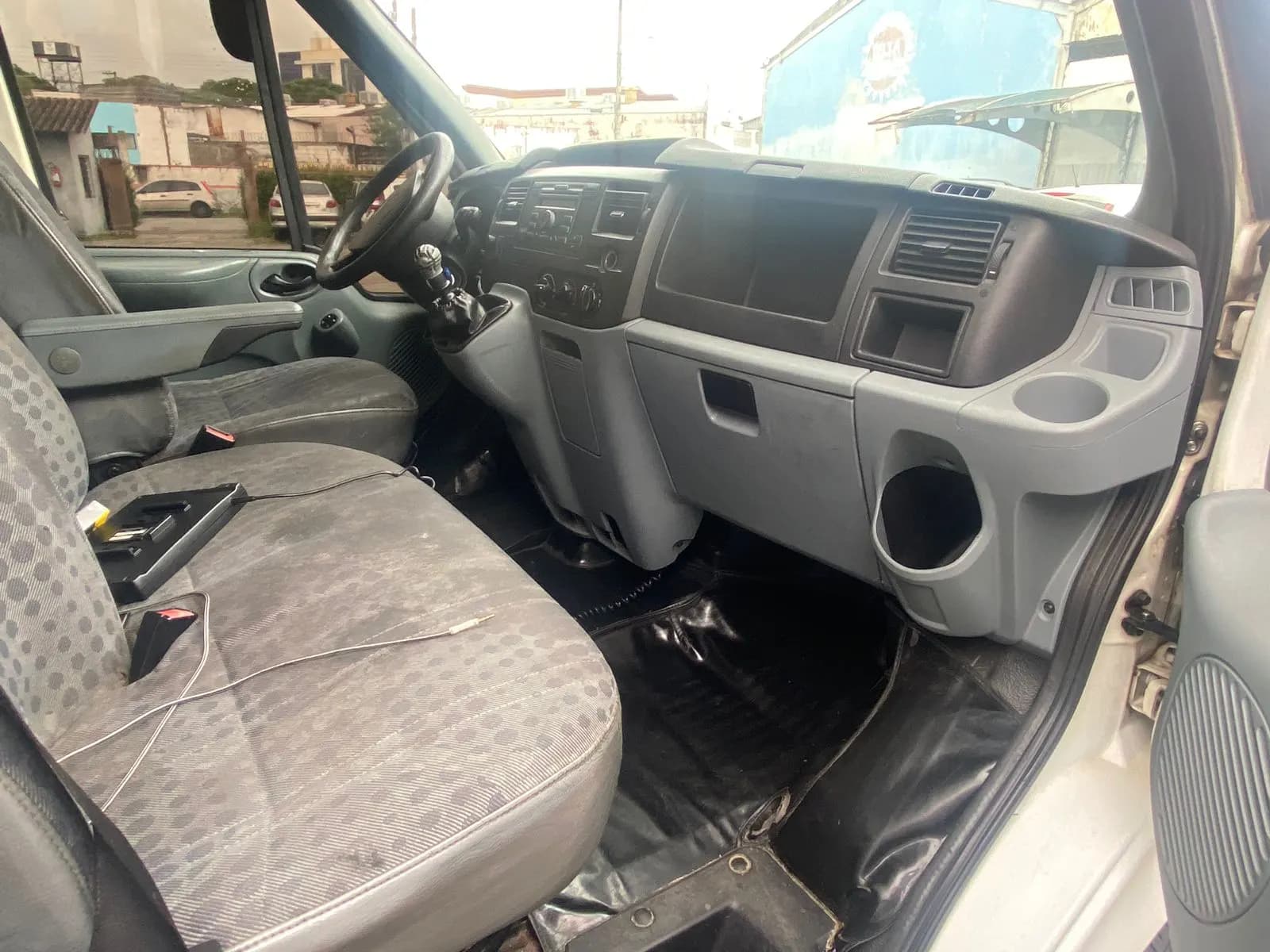 Ford Transit 350L TA – 2011/2011 – Diesel, foto 2